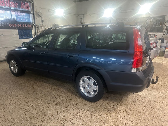 Volvo XC70 5 of 11