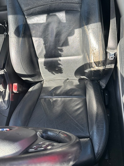 BMW 320d 5 of 5