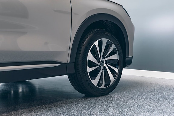 BYD Seal U 7 of 17