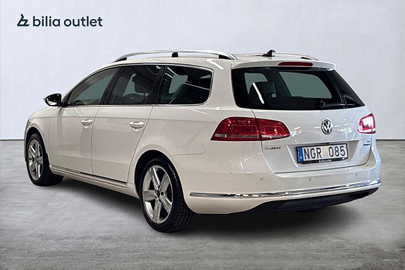 Volkswagen Passat 8 of 22