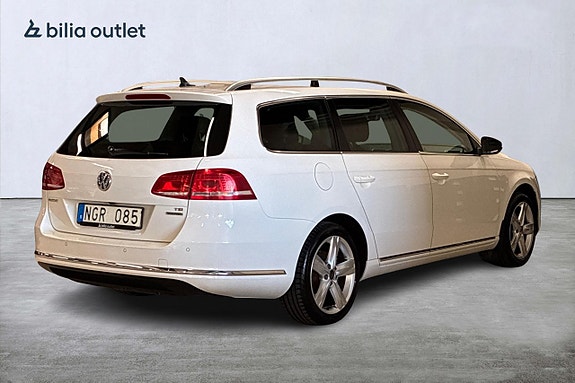 Volkswagen Passat 6 of 22