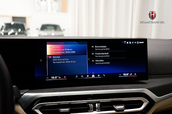 BMW i4 23 of 30