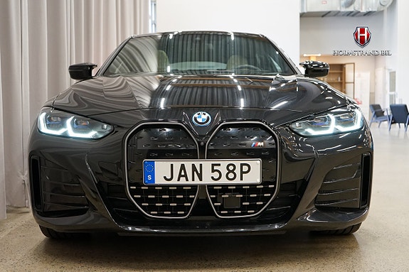 BMW i4 6 of 30