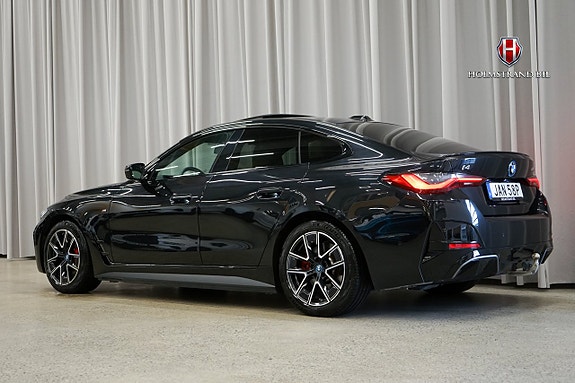 BMW i4 5 of 30