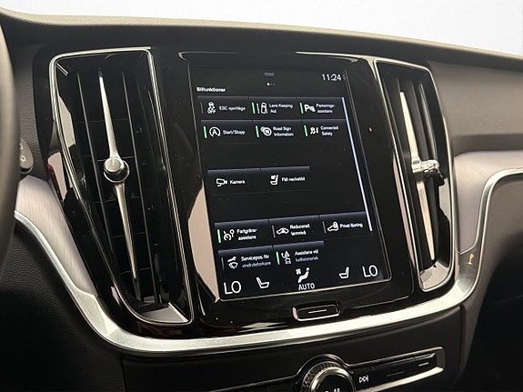 Volvo V60 19 of 28