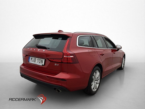 Volvo V60 8 of 28