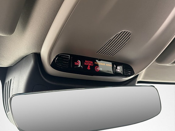 Volvo V60 17 of 28