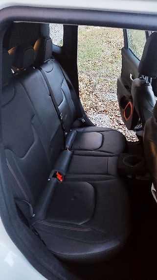 Jeep Renegade 9 of 14