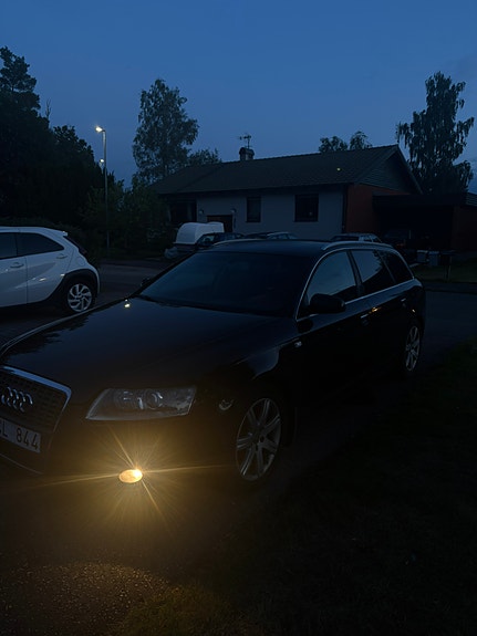 Audi A6 4 of 8