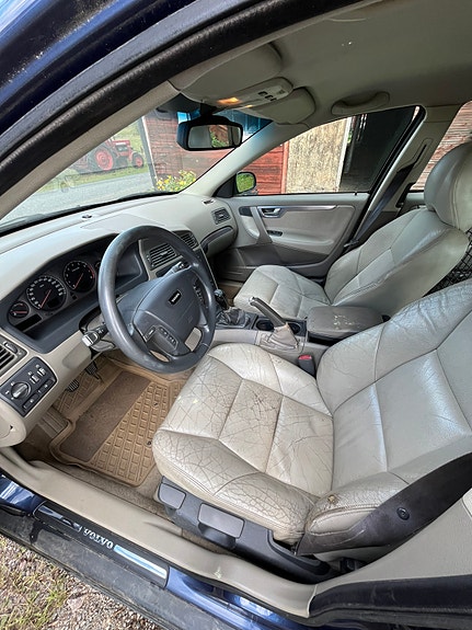 Volvo V70 6 of 6