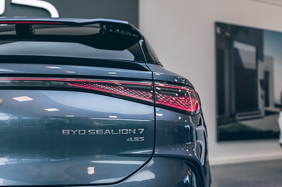 BYD Sealion 7 6 of 15