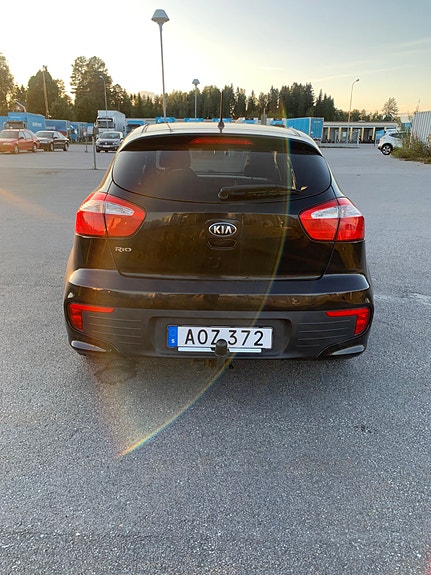 Kia Rio 5 of 5