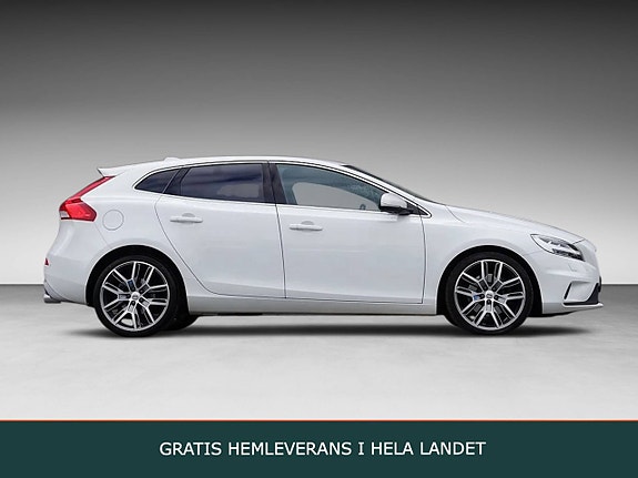 Volvo V40 3 of 6