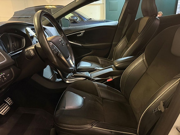 Volvo V40 5 of 18