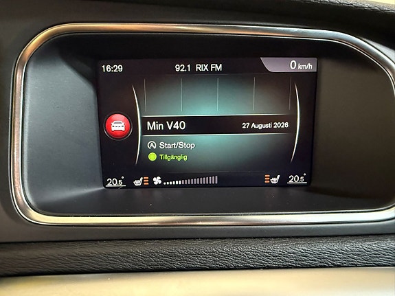 Volvo V40 13 of 18