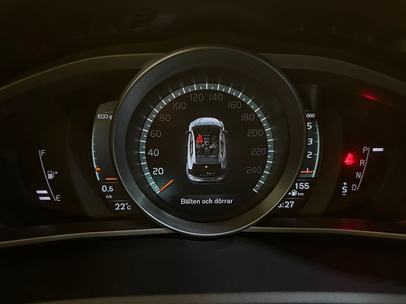 Volvo V40 7 of 18
