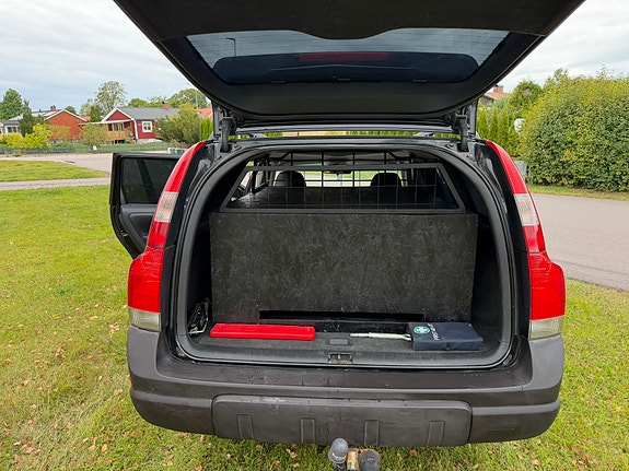 Volvo XC70 13 of 30
