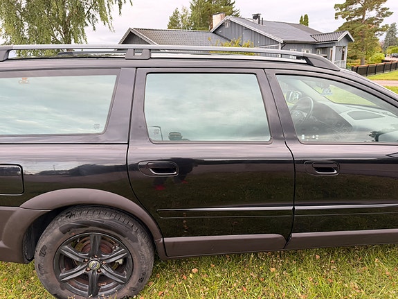Volvo XC70 25 of 30