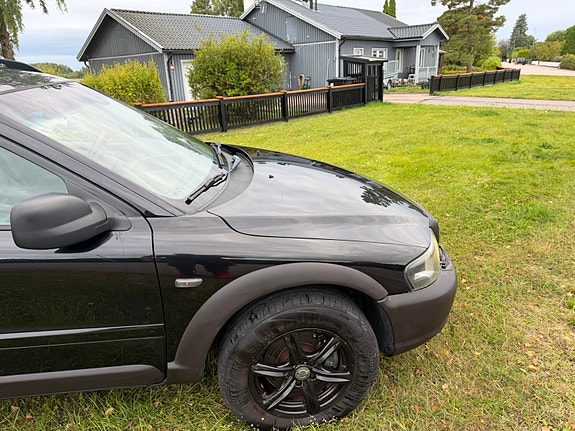 Volvo XC70 27 of 30