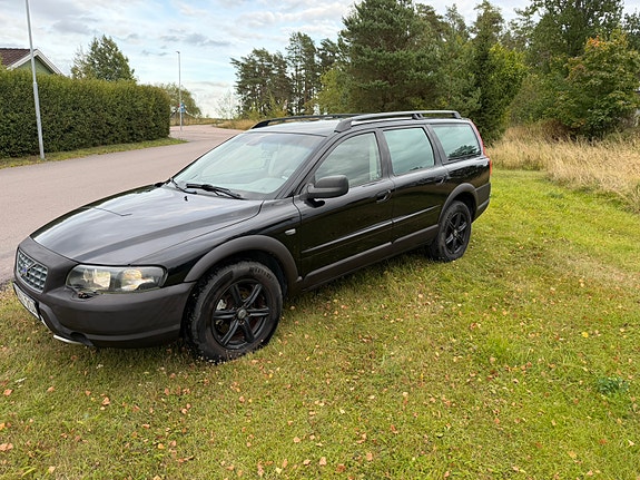Volvo XC70 3 of 30