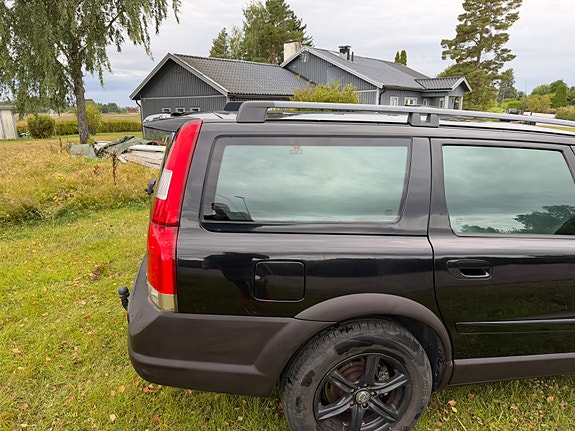 Volvo XC70 24 of 30