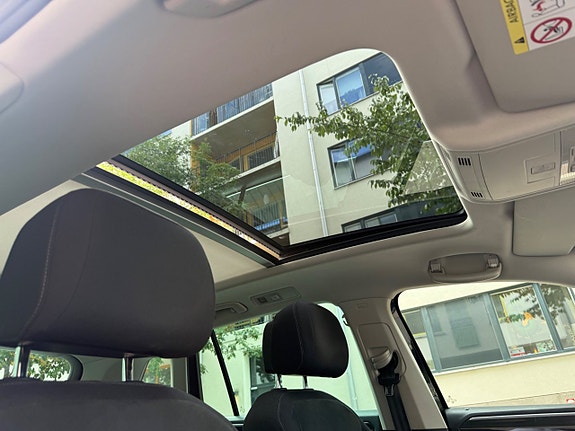 Volkswagen Tiguan 9 of 19