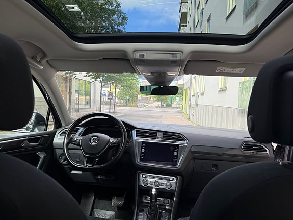 Volkswagen Tiguan 12 of 19
