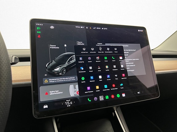 Tesla Model 3 27 of 30