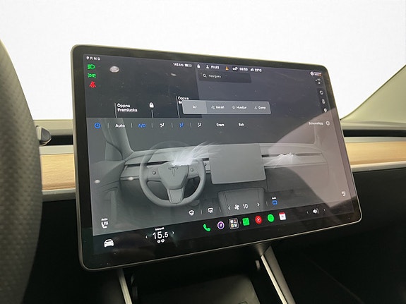 Tesla Model 3 22 of 30