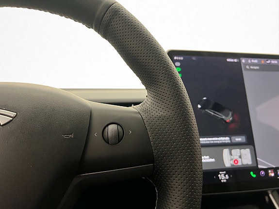 Tesla Model 3 20 of 30