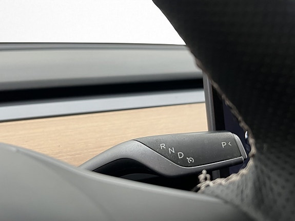Tesla Model 3 21 of 30