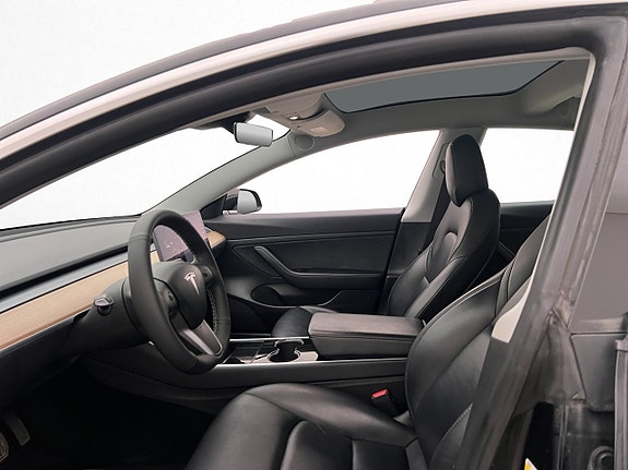 Tesla Model 3 12 of 30