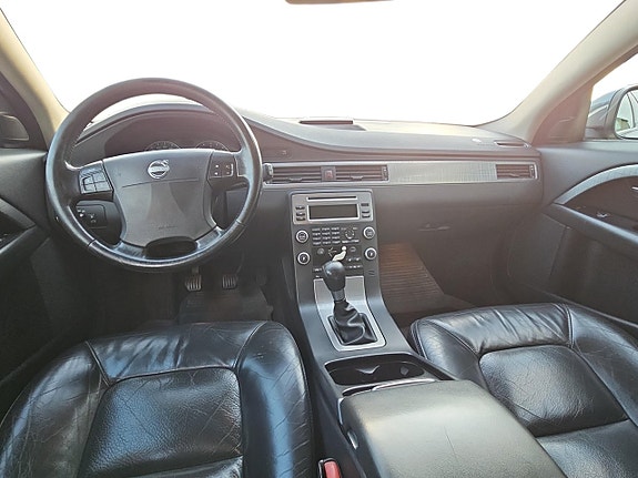 Volvo XC70 5 of 7