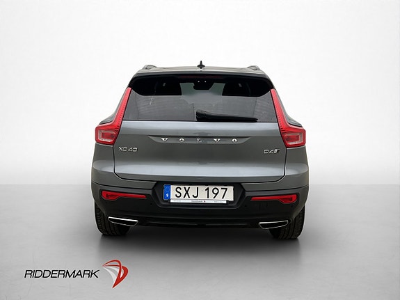 Volvo XC40 6 of 30