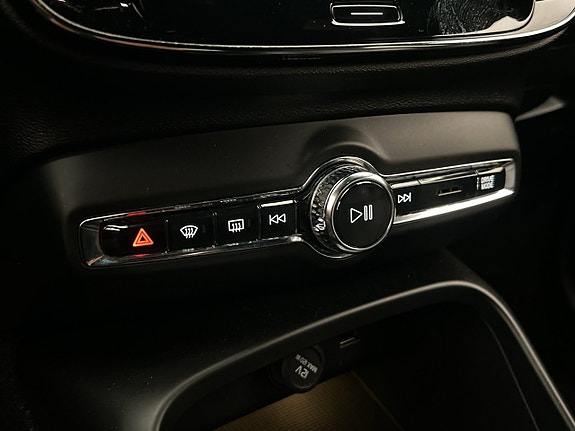 Volvo XC40 18 of 30