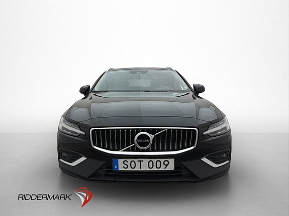 Volvo V60 2 of 30