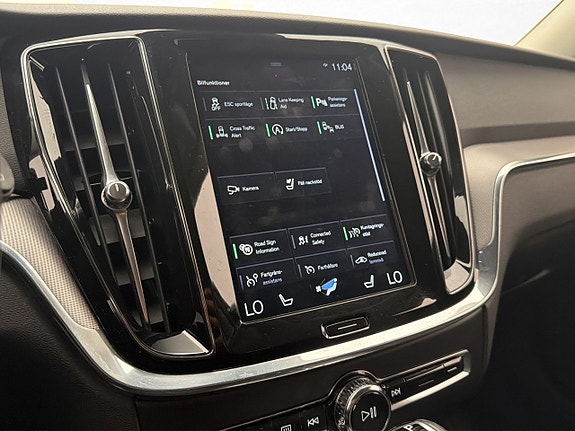 Volvo V60 22 of 30