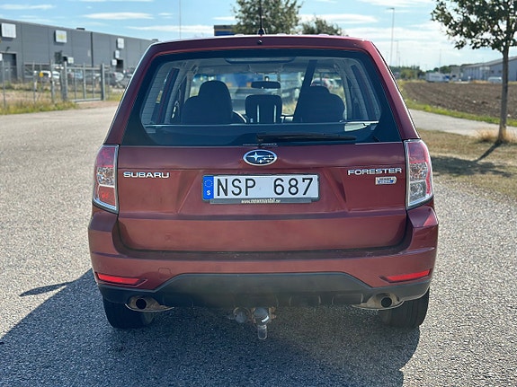 Subaru Forester 5 of 19