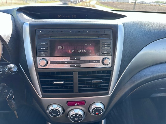 Subaru Forester 16 of 19