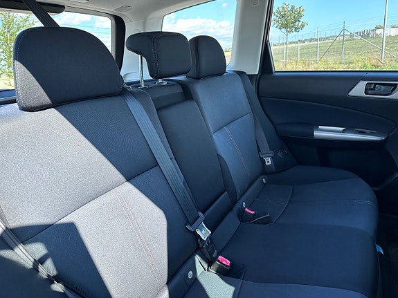 Subaru Forester 8 of 19