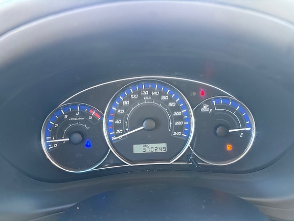 Subaru Forester 14 of 19