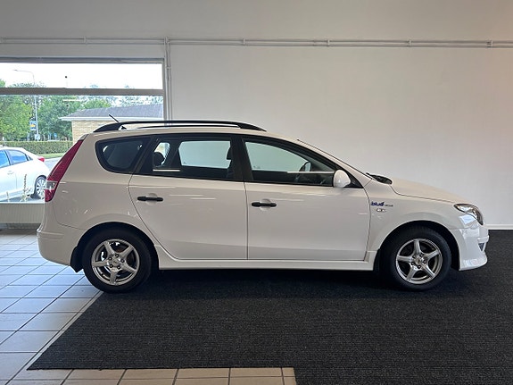 Hyundai i30 6 of 17