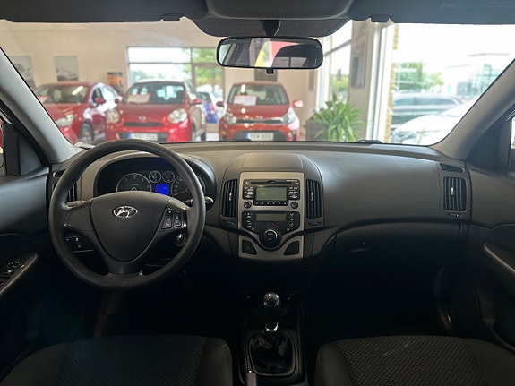 Hyundai i30 13 of 17