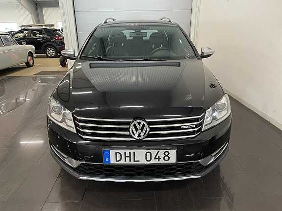 Volkswagen Passat Alltrack 7 of 18