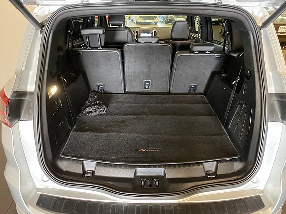Ford S-MAX 8 of 24