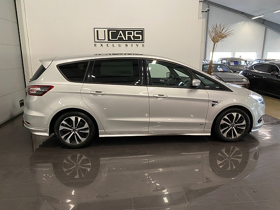 Ford S-MAX 2 of 24