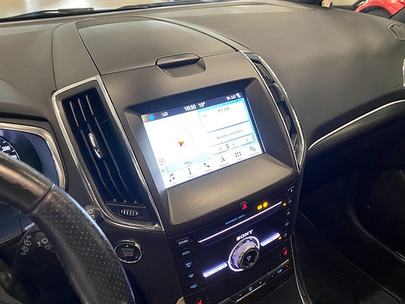 Ford S-MAX 12 of 24