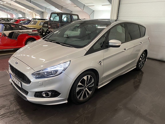 Ford S-MAX 4 of 24