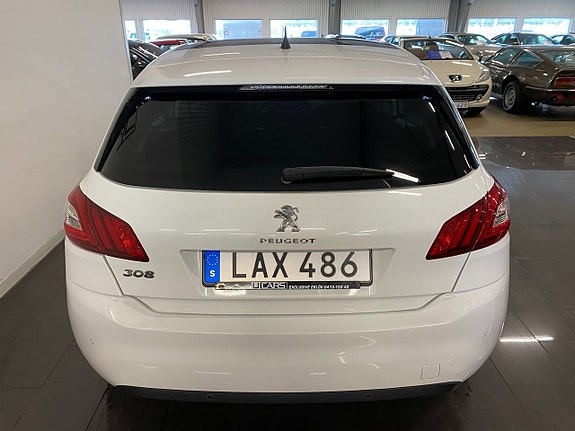 Peugeot 308 5 of 25