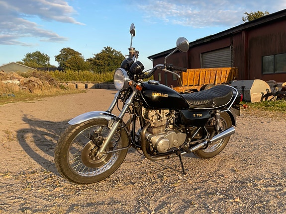 Kawasaki Z 750-B 5 of 5